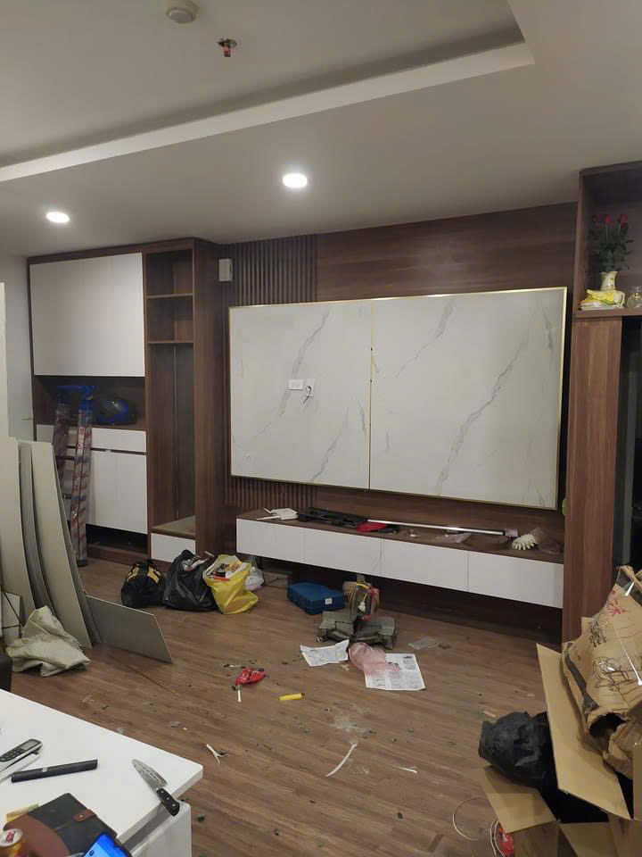 Kệ vách tivi KTV094