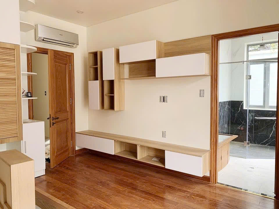 Kệ vách tivi KTV106
